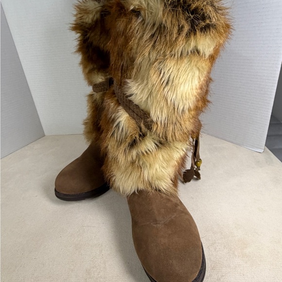 MUK LUKS Women's Sigrid Leela Faux Fur Boot US10 - Picture 4 of 13